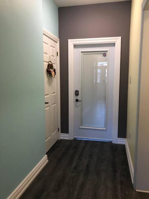 Entire Basement With 3 Bedrooms Niagara Falls Eksteriør bilde