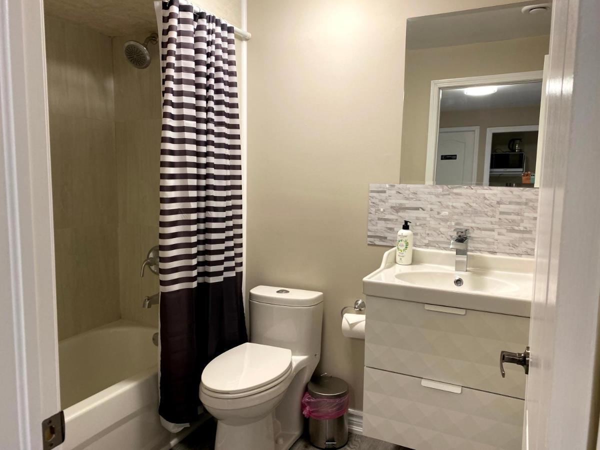 Entire Basement With 3 Bedrooms Niagara Falls Eksteriør bilde